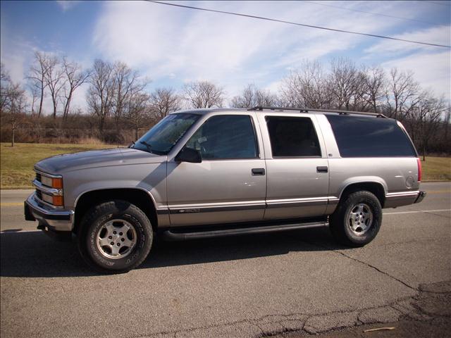 1999 Chevrolet Suburban for sale