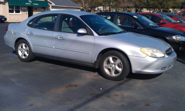 2001 Ford Taurus for sale