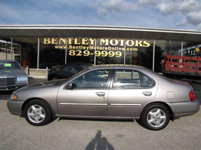 2000 Nissan Altima for sale