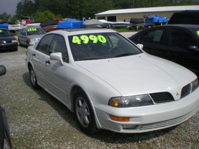 2003 Mitsubishi Diamante