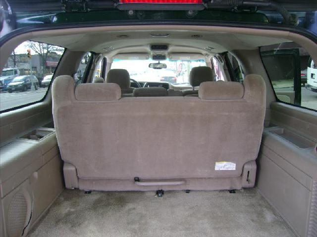 2003 Chevrolet Suburban for sale