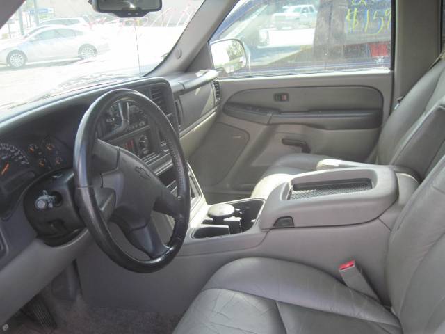 2003 Chevrolet Suburban for sale