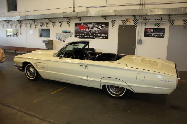 1965 Ford Thunderbird