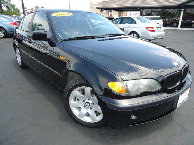 2004 BMW 3 SERIES 325I SEDAN black clean car fax califo 25l l6 dohc 24v rnia car considering the 