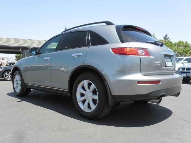 http://cimages3.carsforsale.com/372956/3DB72BFC-617C-4DFB-B96C-529CE201A8D5_5.jpg?dt=061420121653