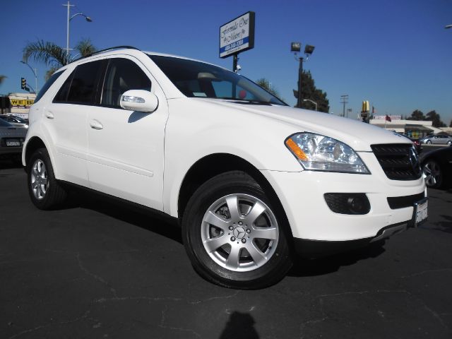 2006 MERCEDES-BENZ M-CLASS ML350 white clean car faxcalifornia car with navigation pre