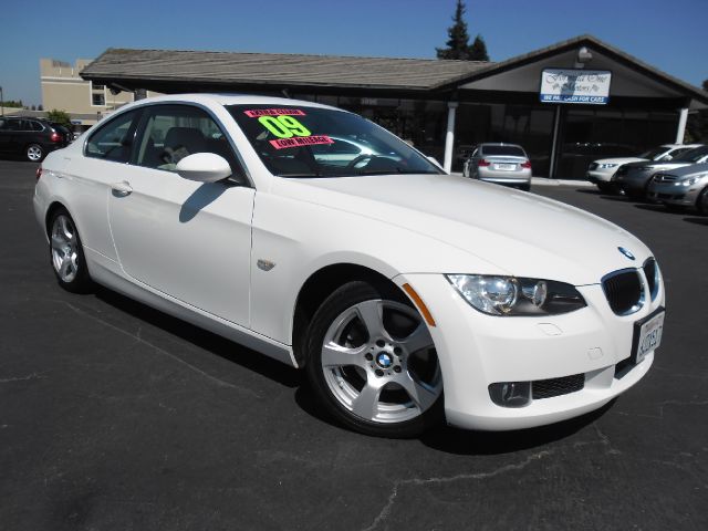 2009 BMW 3 SERIES 328I SULEV alpine white this is clean car fax one ownercalifornia car 