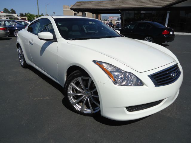 2008 INFINITI G37 JOURNEY per-white abs brakesair conditioningalloy wheelsamfm radioanti-brak
