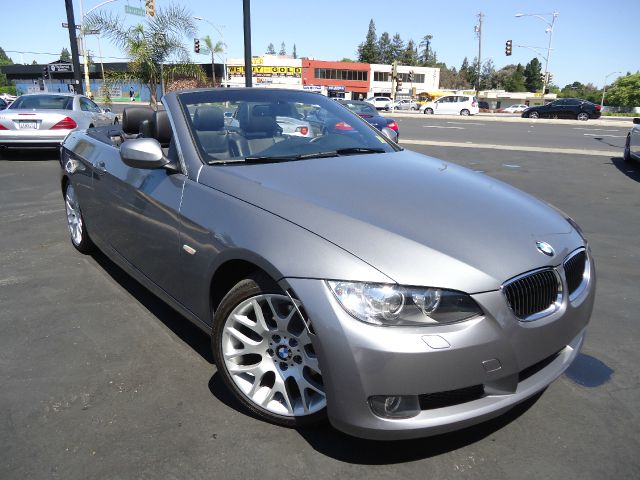 2010 BMW 3 SERIES 328I CONVERTIBLE - SULEV space grey metalic fully loadedone ownerwith a clean 