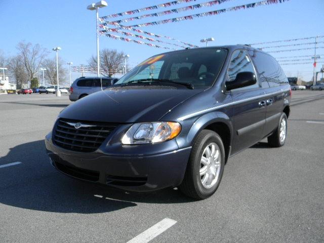 2007 Chrysler Town & Country for sale