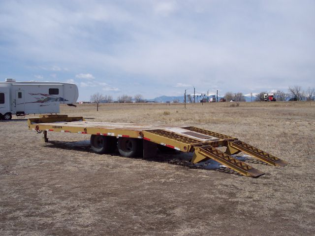2000 Load King 102T 24' Dovetail Flatbed Trlr