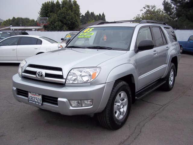 2005 TOYOTA 4RUNNER SR5, silver, visit us online at www.roadstarauto.com carfax and ...