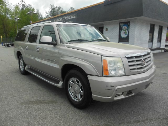 2004 Cadillac Escalade ESV