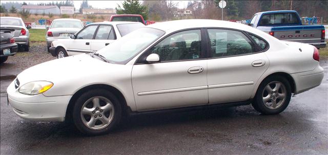 2002 Ford Taurus