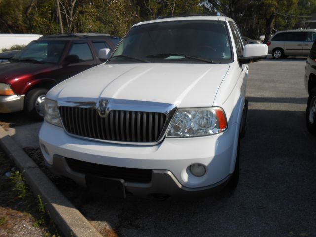 Tothego - 2003 Lincoln Navigator_1