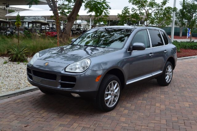 2004 PORSCHE CAYENNE S, silver, this is the spacious porsche cayenne that lets you ...