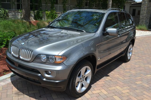2005 BMW X5 44I silver we have financing available for all yours financial needs  you just come 