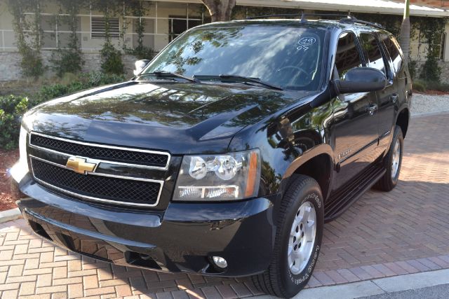 2007 CHEVROLET TAHOE LT1 4WD black we have financing available for all yours financial needs  you