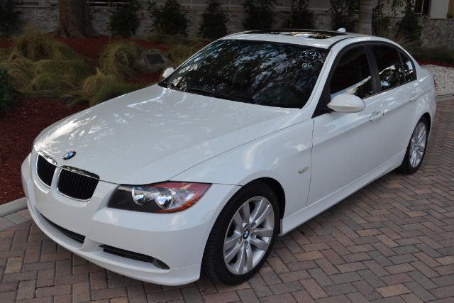 2006 BMW 3 SERIES 325I SEDAN white we have financing available for all yours financial needs  you