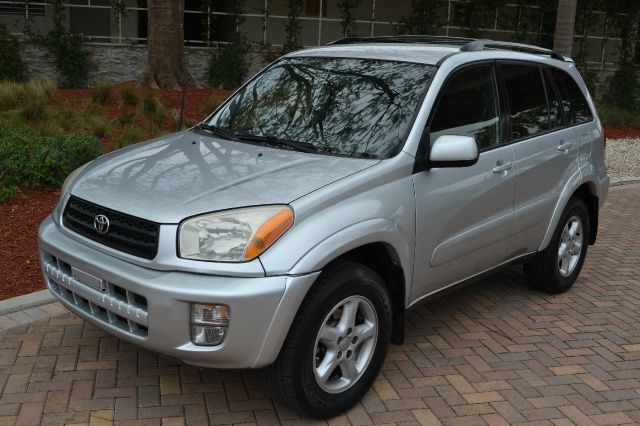 2002 TOYOTA RAV4 2WD silver we have financing available for all yours financial needs  you just c