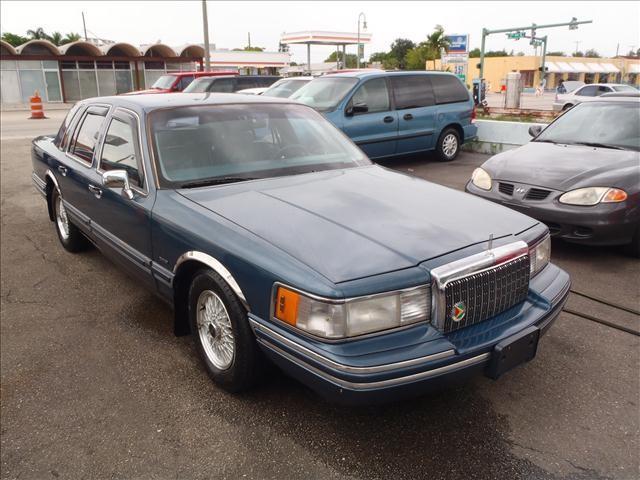 1993 Lincoln Town Car for sale