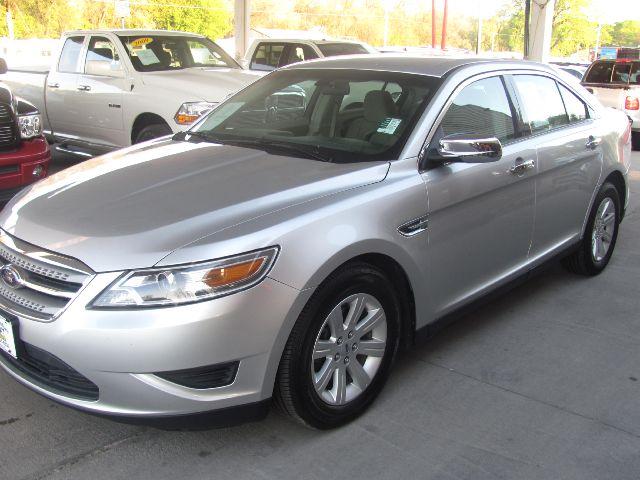 2010 Ford Taurus for sale
