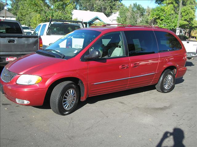 2003 Chrysler Town and Country for sale