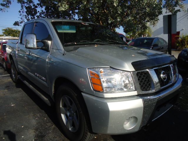 2005 NISSAN TITAN LE CREW CAB 2WD, ...