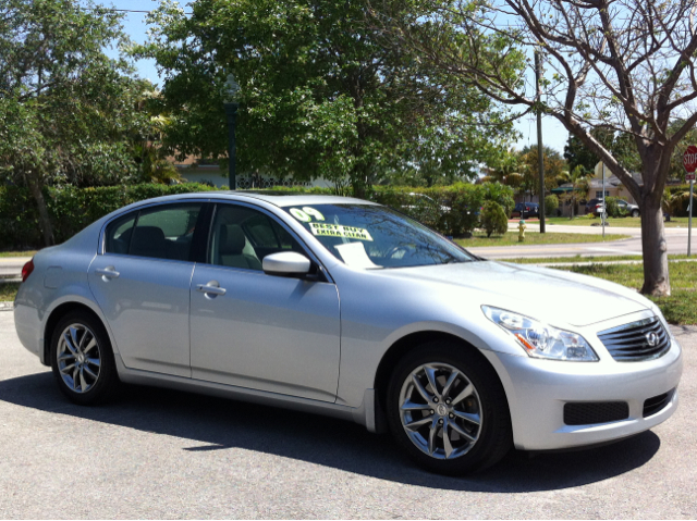 2009 INFINITI G37 G37 liquid platinum metallic call now 1-866-717-9571   free autocheck  carfax 
