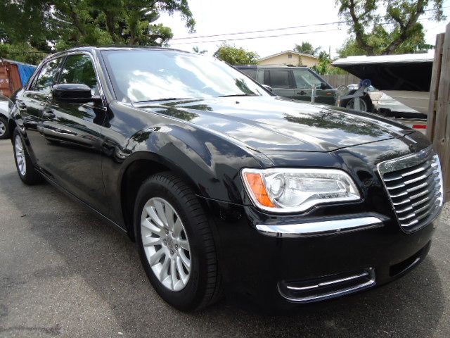2012 CHRYSLER 300 BASE, blackberry ...