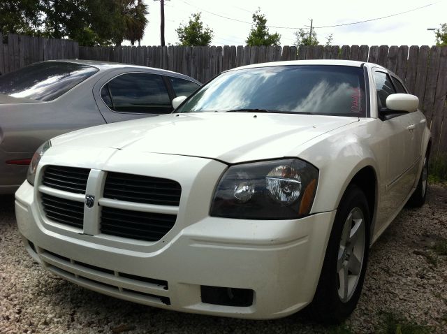 2007 DODGE MAGNUM SXT unspecified call now 1-866-717-9571   free autocheck  carfax report every