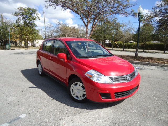 2010 NISSAN VERSA 1.8 S HATCHBACK, ...