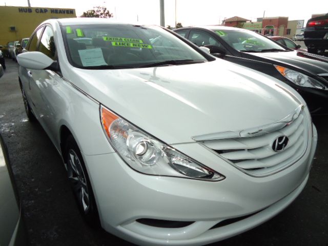 2011 HYUNDAI SONATA GLS MANUAL, ...