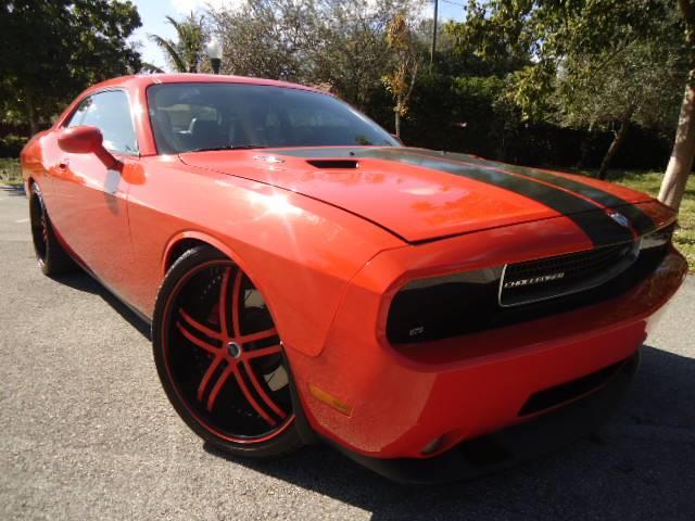 2008 Dodge Challenger Photo