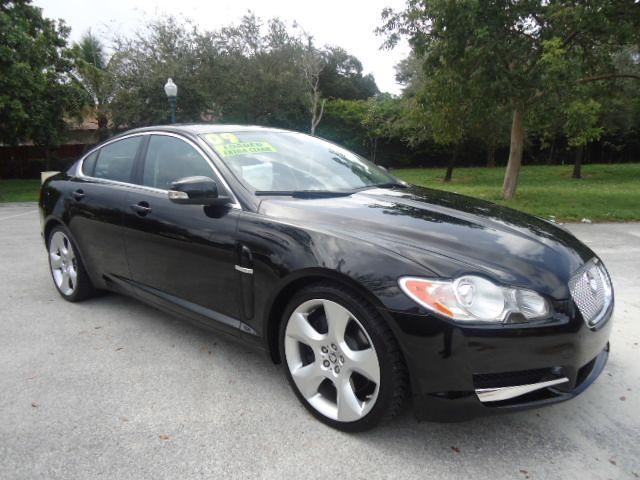 2009 JAGUAR XF SUPERCHARGED midnight sharp extra clean supercharged hurry in to drive home this