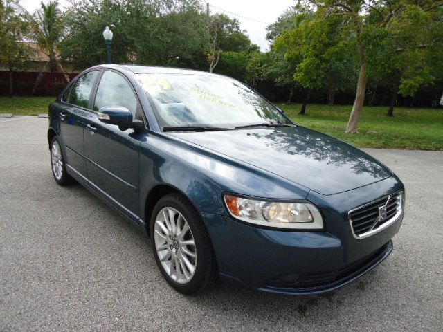 2009 VOLVO S40 2.4I, barents blue ...