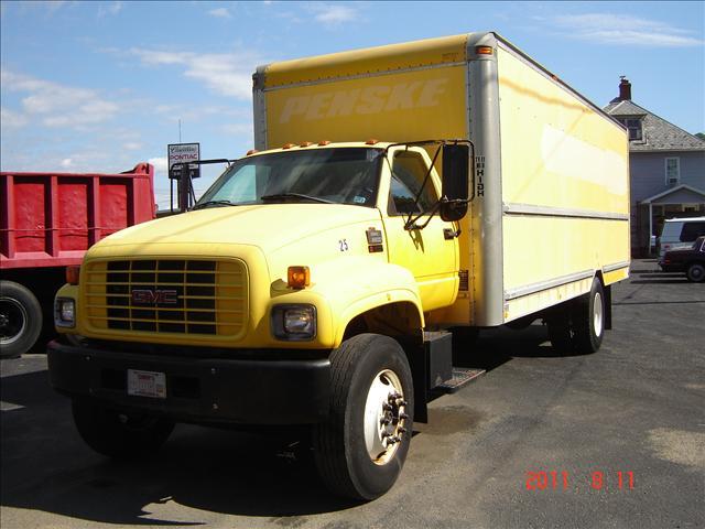 1998 GMC 24' BOX TRK