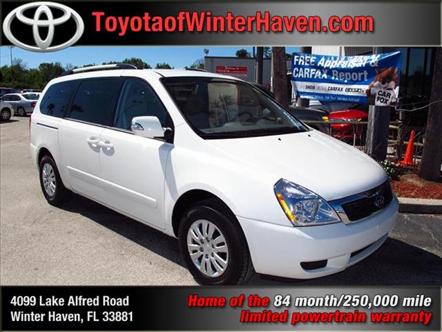 2011 Kia Sedona for sale