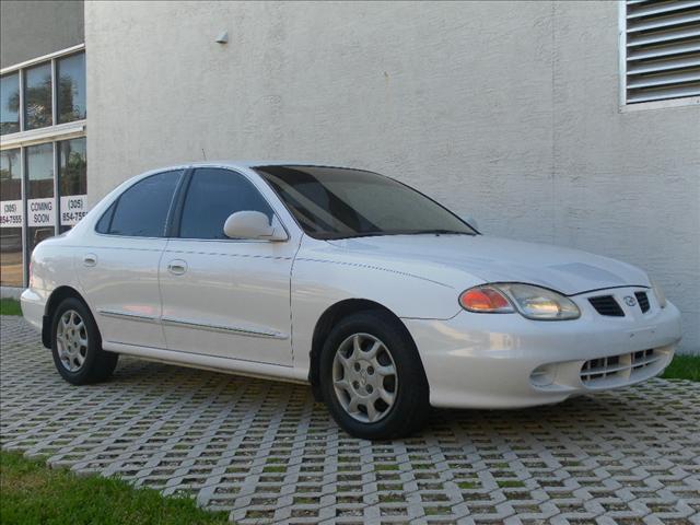 2000 Hyundai Elantra for sale