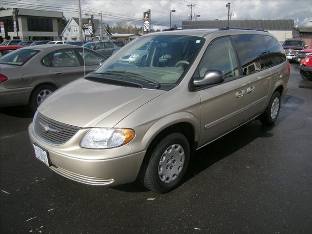 2004 Chrysler Town & Country for sale