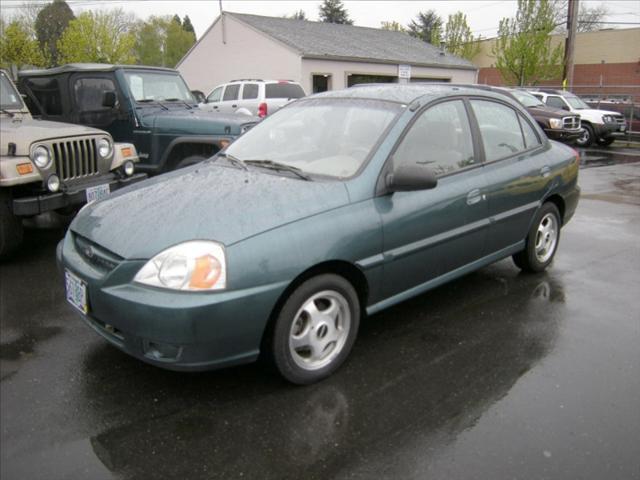 2004 Kia Rio for sale