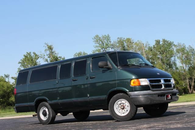 1999 Dodge Ram Wagon for sale