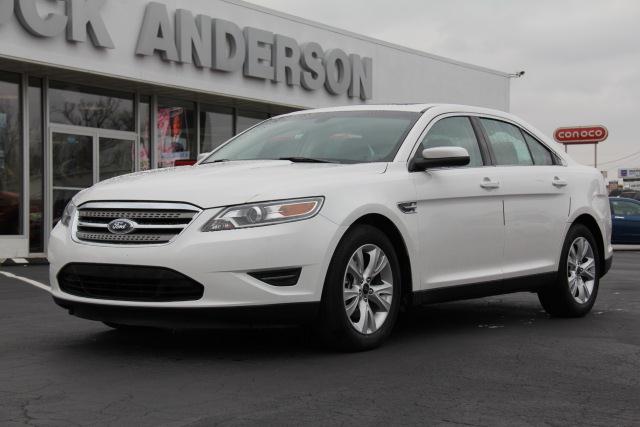 2011 Ford Taurus
