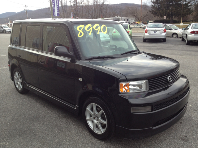 Tothego - 2006 Scion xB_1