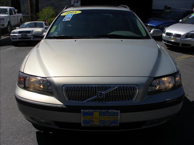 2001 Volvo V70 for sale