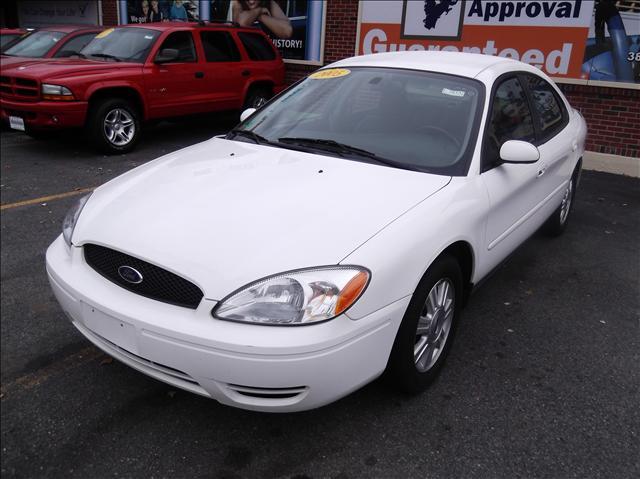 2005 Ford Taurus for sale