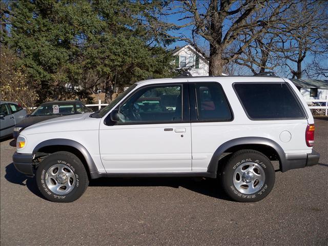 2000 Ford Explorer for sale