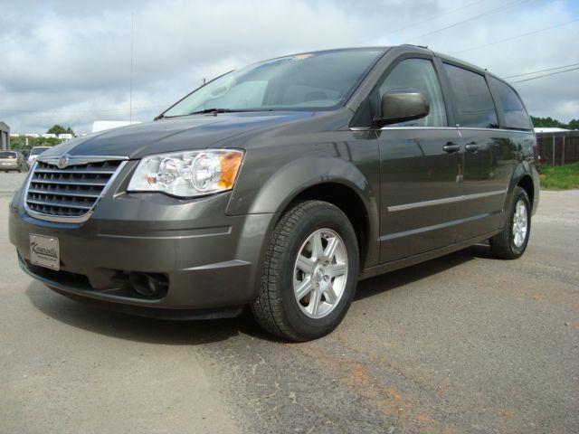 2010 Chrysler Town & Country for sale