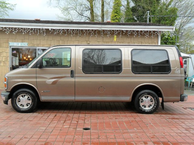 1996 Chevrolet G10