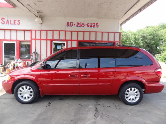 2003 Chrysler Town and Country for sale